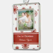 Red Snow Couples First Kerstversiering Verzilverd Omlijst Ornament (Links)