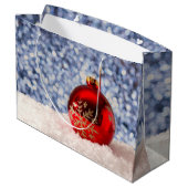 Red Snowflake Christmas Bauble Groot Cadeauzakje (Achterkant Gekanteld)