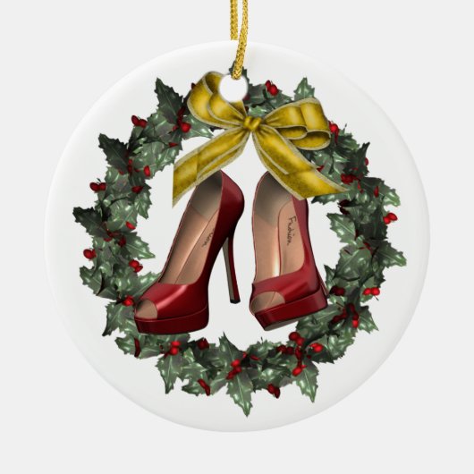 Red Stiletto Shoe Wreath Custom kerstsiered Keramisch Ornament (Voorkant)