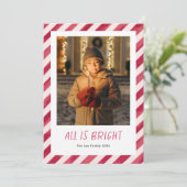 Red Stripes All Is Bright Christmas Foto Feestdagenkaart (Staand voorkant)