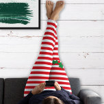 Red Stripes Candy Cane Holly Festive Kerstmis Leggings<br><div class="desc">Zet je kerstvakantie aan met deze leuke en feestelijke snoeprietjes en heilige leggings met rode en witte strepen. Maak een geweldige vakantie mode verklaring. Geweldig geschenk voor de kerstminnaar in je leven! Uitstekende prestatie-leggings,  of een loopbroek van vrouwen.</div>