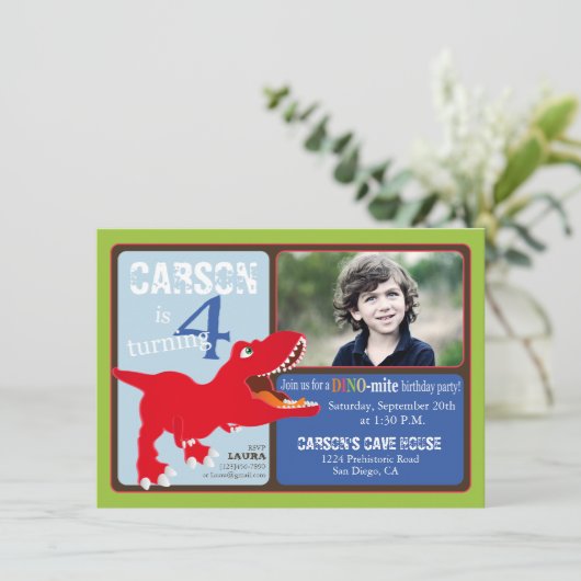 Red T-Rex Dinosaur Fourth Birthday Invitation Card Kaart (Staand voorkant)