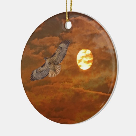Red Tailed Hawk en Rode Skies Keramisch Ornament (Links)