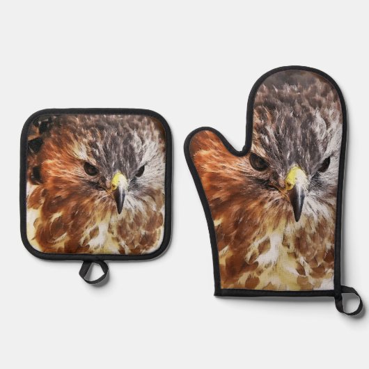 RED TAILED HAWK OVENWANT & PANNENLAP SET (Voorkant)
