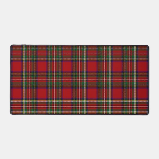 Red Tartan Plaid Design Desk Mat (Voorkant)