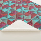 red, teal, purple, and gray quilt sherpa deken (3/4)