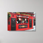 Red Temple Bar pub in Dublin canvas Afdruk (Voorkant)