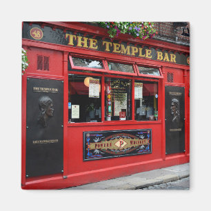 Red Temple Bar pub in Dublin square magnet