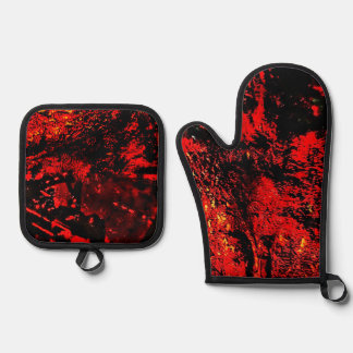 Red texture pot holder and oven mitt,Dark abstract Ovenwant & Pannenlap Set