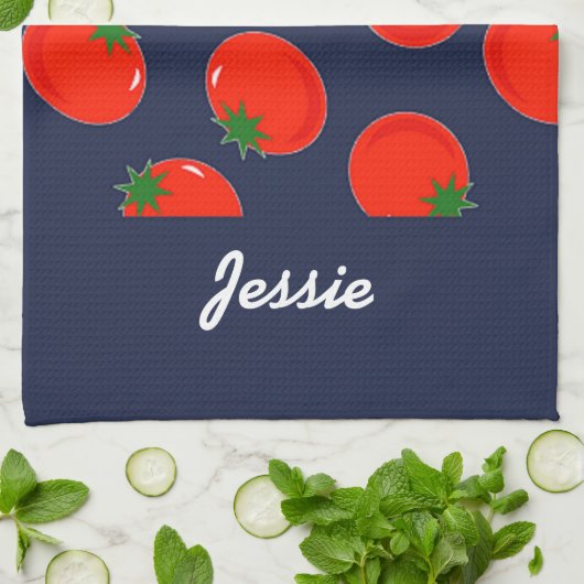 Red tomatoen on blue theedoek (Gevouwen)