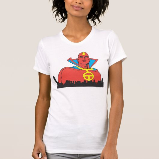 Red Tornado Behind Cityscape T-shirt (Voorkant)
