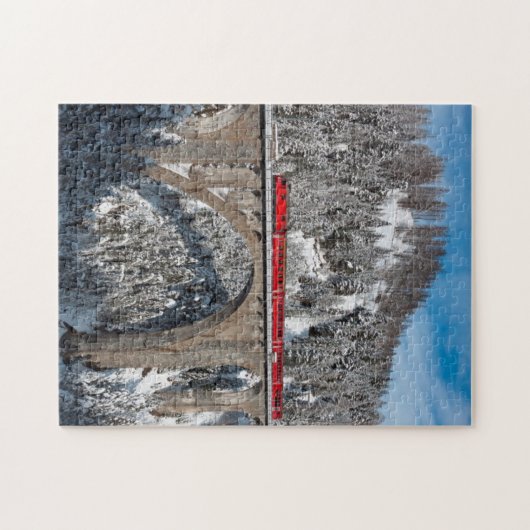 Red Train Pine Snow Covering Mountains Zwitserland Legpuzzel (Horizontaal)