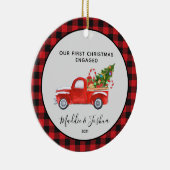 Red Truck First Kerstmis Engaged Photo Pset Keramisch Ornament (Rechts)