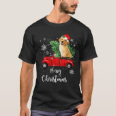Red Truck Merry Christmas Tree Golden Retriever Ch T-shirt (Voorkant)