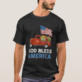 Red Truck Usa vlag Flowers God zegene Amerika 4th  T-shirt (Voorkant)
