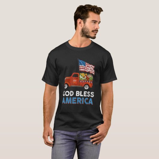 Red Truck Usa vlag Flowers God zegene Amerika 4th  T-shirt (Voorkant volledig)