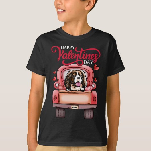 Red Truck Valentijnse Cavalier King Charles Spanie T-shirt (Voorkant)