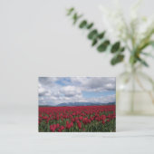 Red Tulip Field Visitekaartje (Staand voorkant)