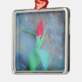 Red Tulp op blauw grijze laat Metalen Ornament (Links)
