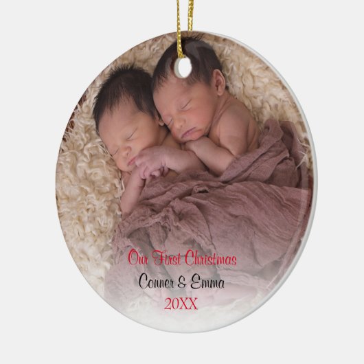 Red Twins Baby's First Kerstfoto Keramisch Ornament (Links)