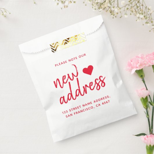 Red Typography Please Note Our New Address Bedankzakje (Gezegeld)