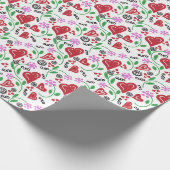 Red Valentine Hearts Pink Flowers  Cadeaupapier (Hoek)