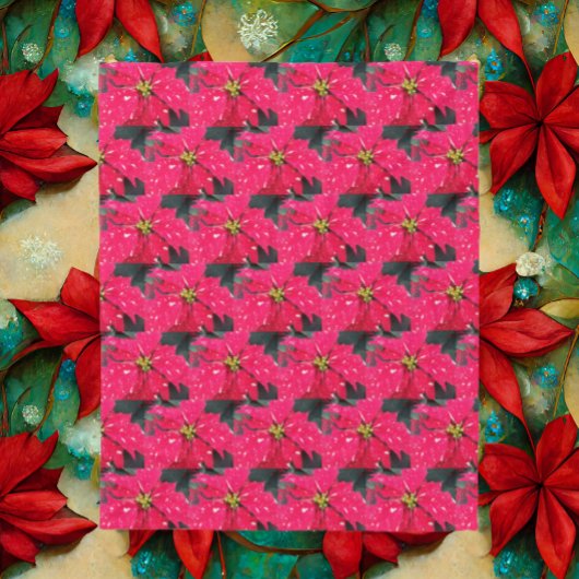 Red Variegated Poinsettia Pattern Holiday Fleece Deken
