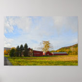 Red Vermont Barns in het najaar Poster (Voorkant)