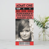 Red VIP Foto Ticket Birthday Party Kaart (Staand voorkant)