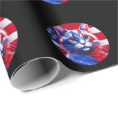 Red White & Blue Cat With American Flag Background Cadeaupapier (Rol Hoek)