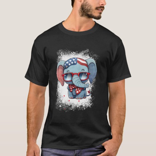 Red White Blue Elephant American Flag 4Th Of July  T-shirt (Voorkant)