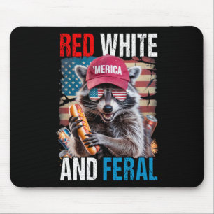 Red White en Feral Funny Raccoon Patriotic 4e van Muismat