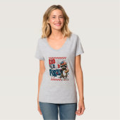 Red White en Feral Raccoon Patriotic 4 juli T-shirt (Voorkant volledig)