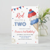Red White en Two Birthday Invitation Kaart (Staand voorkant)
