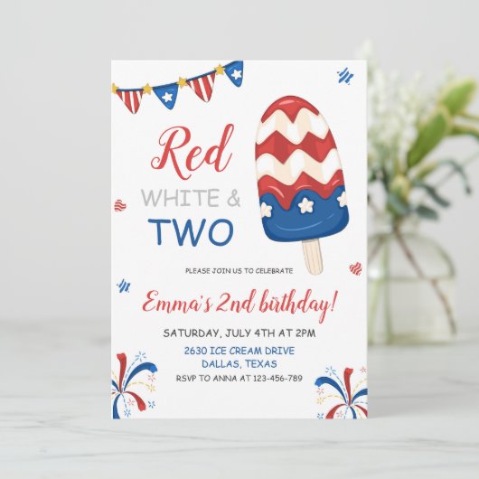 Red White en Two Birthday Invitation Kaart (Staand voorkant)