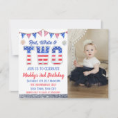 Red White en Two Fourth of Juli Foto Birthday Kaart (Voorkant)