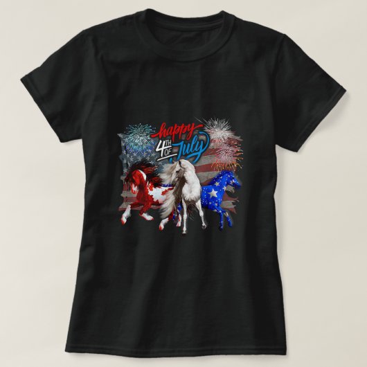 Red White Horse op 4 juli Vlag Vuurwerk Pa T-shirt (Design voorkant)