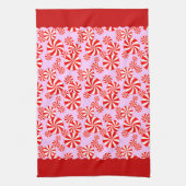 Red White Pepemint Pattern op Roze keukenhanddoek (Verticaal)