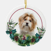 Red White Shih Tzu Dog Evergreen Wreath Keramisch Ornament (Voorkant)