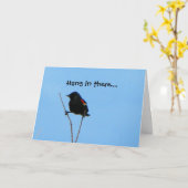 Red-winged Merel wordt goed Kaart (Gele Bloem)