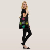 RED YELLOW BLUE LIGHT VORTEX Monogram zwart Tote Bag (Op model)