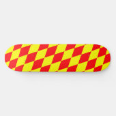 Red Yellow Harlequin Checkered Design Persoonlijk Skateboard (Horizontaal)