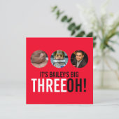 Red & zwart 30th THREEOH! Fotoverjaardagsuitnodigi Kaart (Staand voorkant)