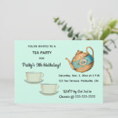 Redactionele theepot- en theekoppen op zaterdag Te Kaart (Staand voorkant)