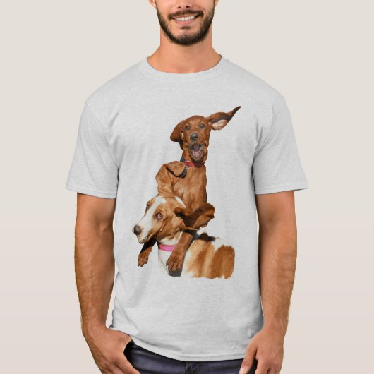 Redbone Coonhound & Basset Hound-afspelen T-shirt (Voorkant)