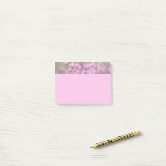 Redbud Blossom Post-it® Notes (Op bureau)