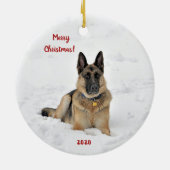 Redding Duitse herderhond bij wintersneeuwkeramiek Keramisch Ornament (Achterkant)