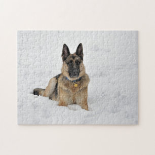 Redding van de Duitse herder in Snow Jigzaag Puzzl Legpuzzel