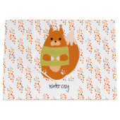 Reddish Brown Squirrel In a Green Sweater Groot Cadeauzakje (Voorkant)