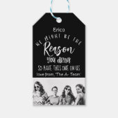 Reden dat je drink de familienaam te begroeten cadeaulabel (Voorkant)